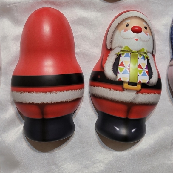 Holiday Fillable Tins Set of 5 - Picture 10 of 13